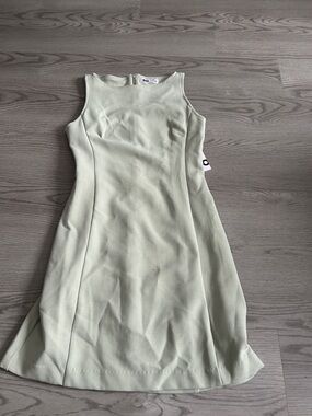 SO Sleeveless Midi Dress in Pale Sage